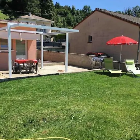 Le Coin Tranquille au pied du Puy de Dôme Apartamento Pontgibaud Exterior foto