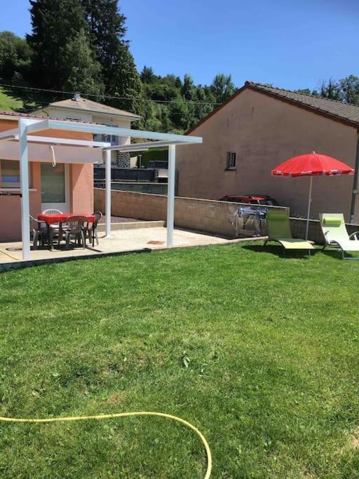 Le Coin Tranquille Au Pied Du Puy De Dome Appartamento Pontgibaud